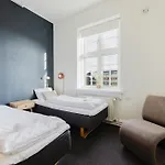 Nomad - Hotel
